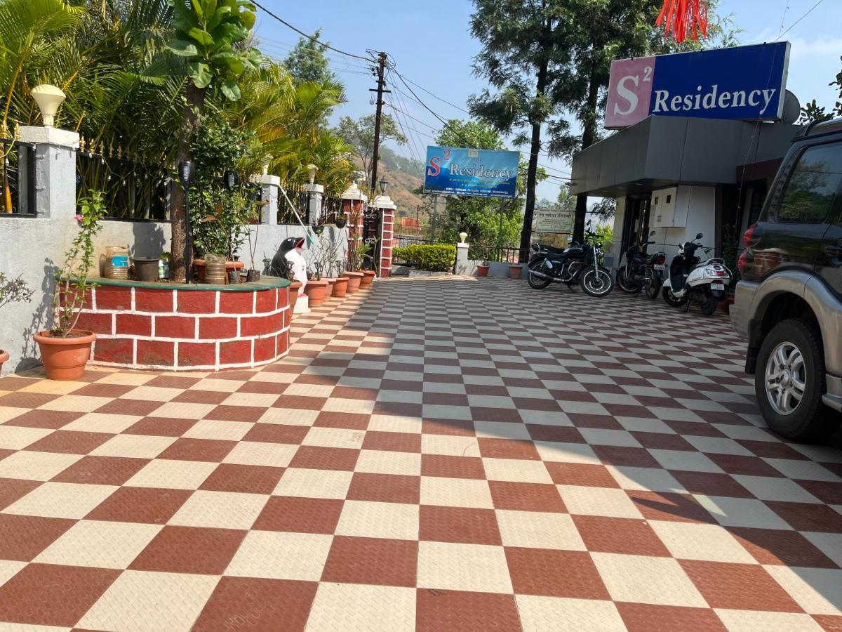 S2 Residency Hotel Panchgani Bagian luar foto